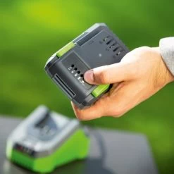 LUX 20 V Li-Ion Akku 1 PowerSystem 2 Ah 13 LUX 20 V Li-Ion Akku 1 PowerSystem 2 Ah -Garten Welt Verkauf 4007871960514 A 03